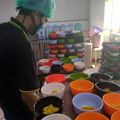 Paket Catering Makan Siang Pabrik di Jakarta